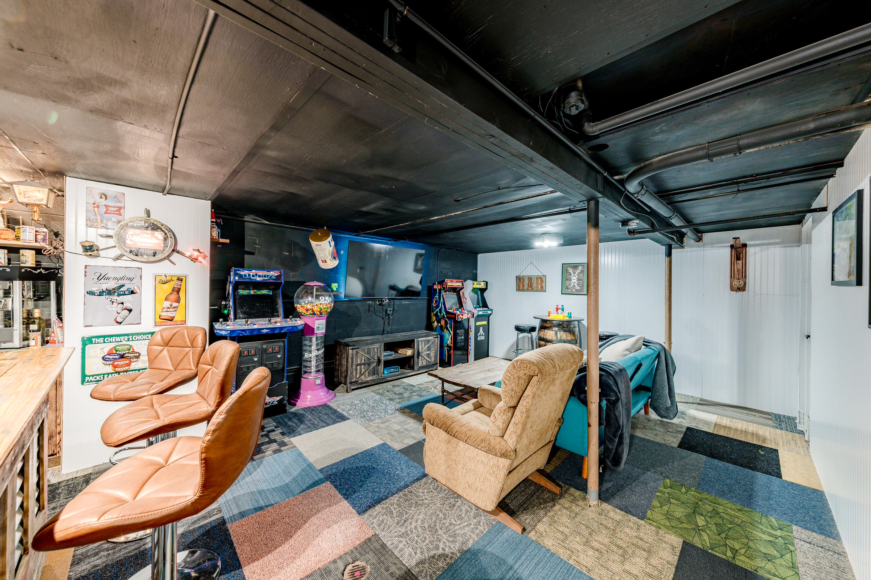 5725 Charles St, Caledonia