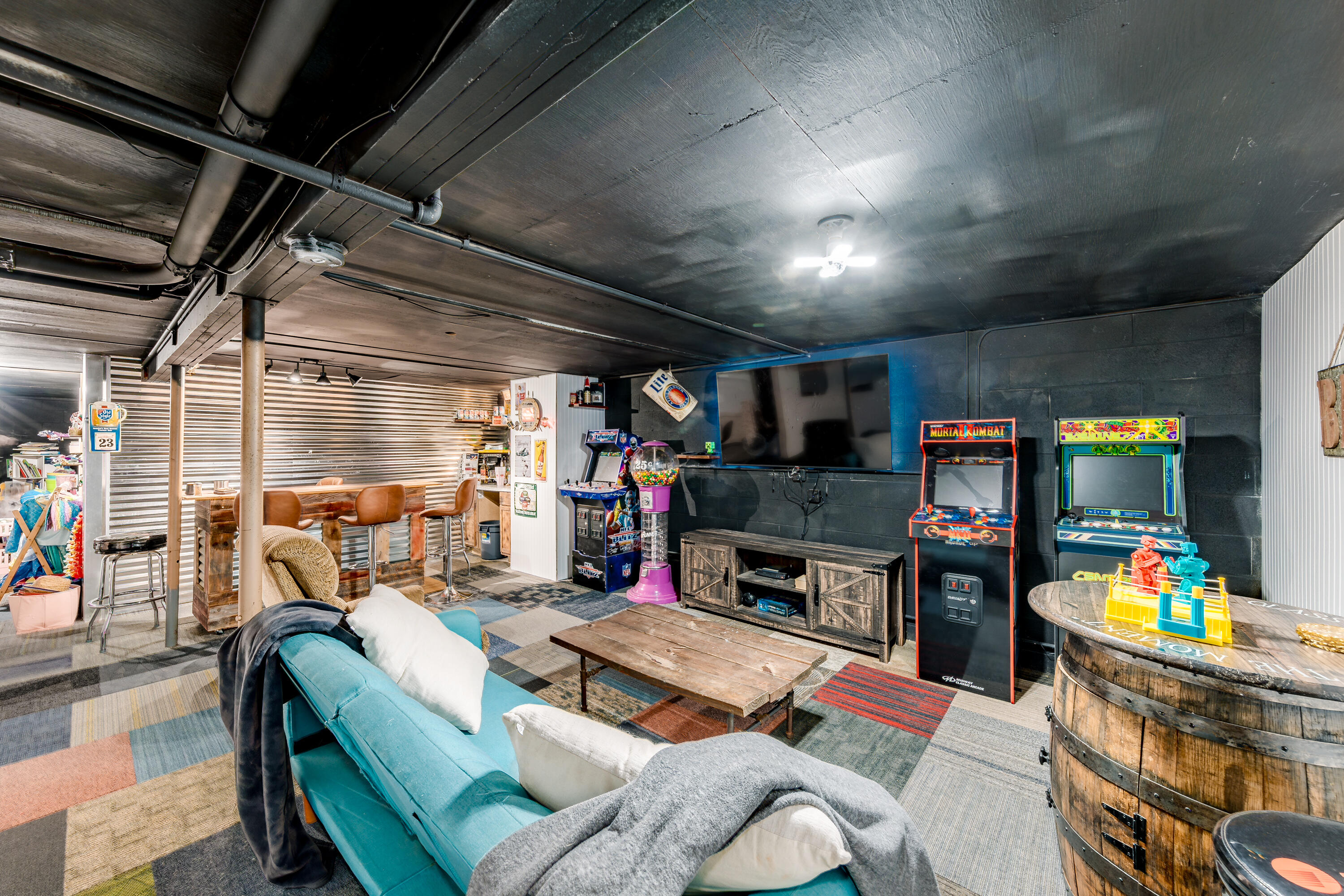 5725 Charles St, Caledonia