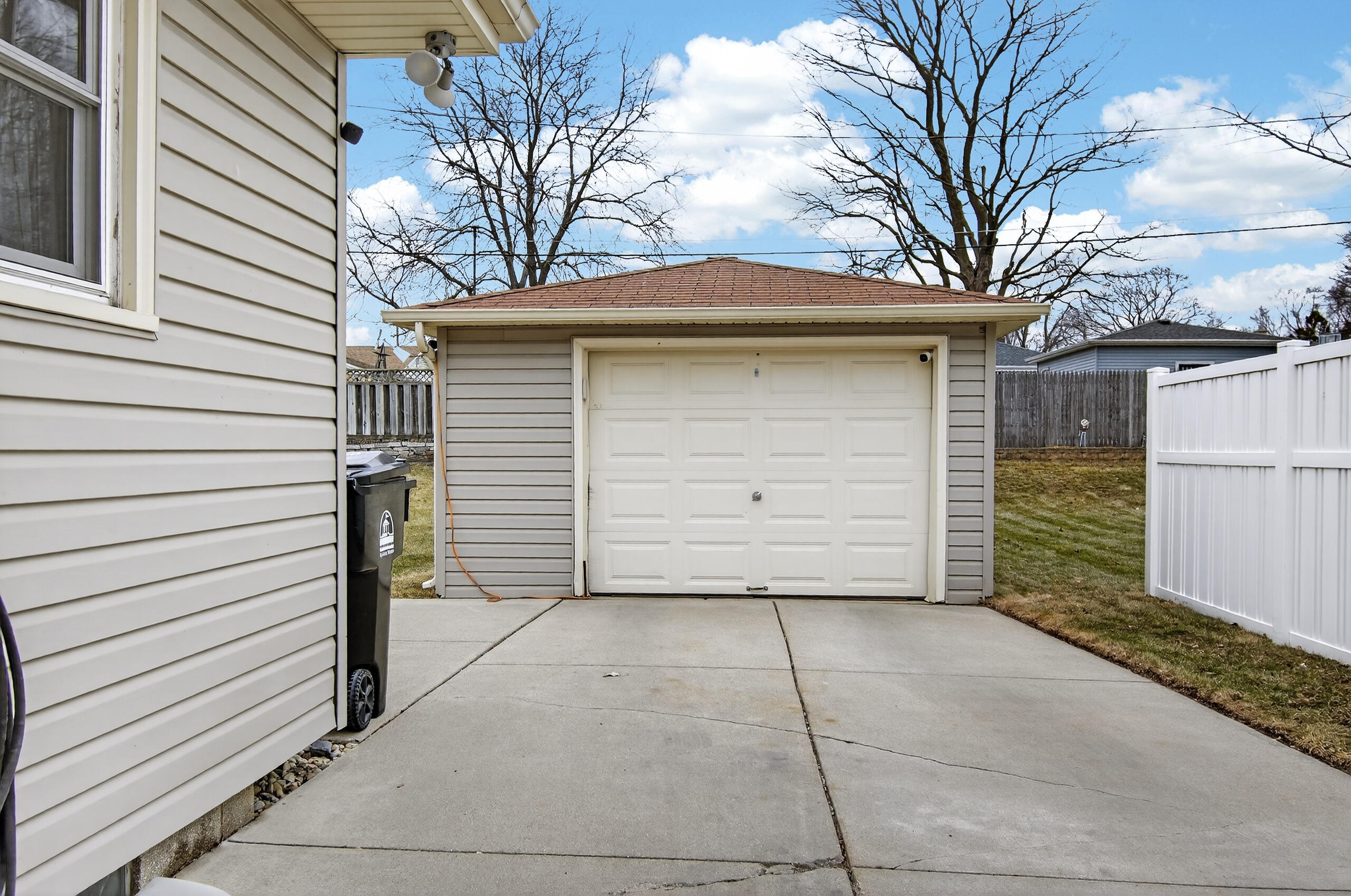 3138 Barbara Dr, Racine