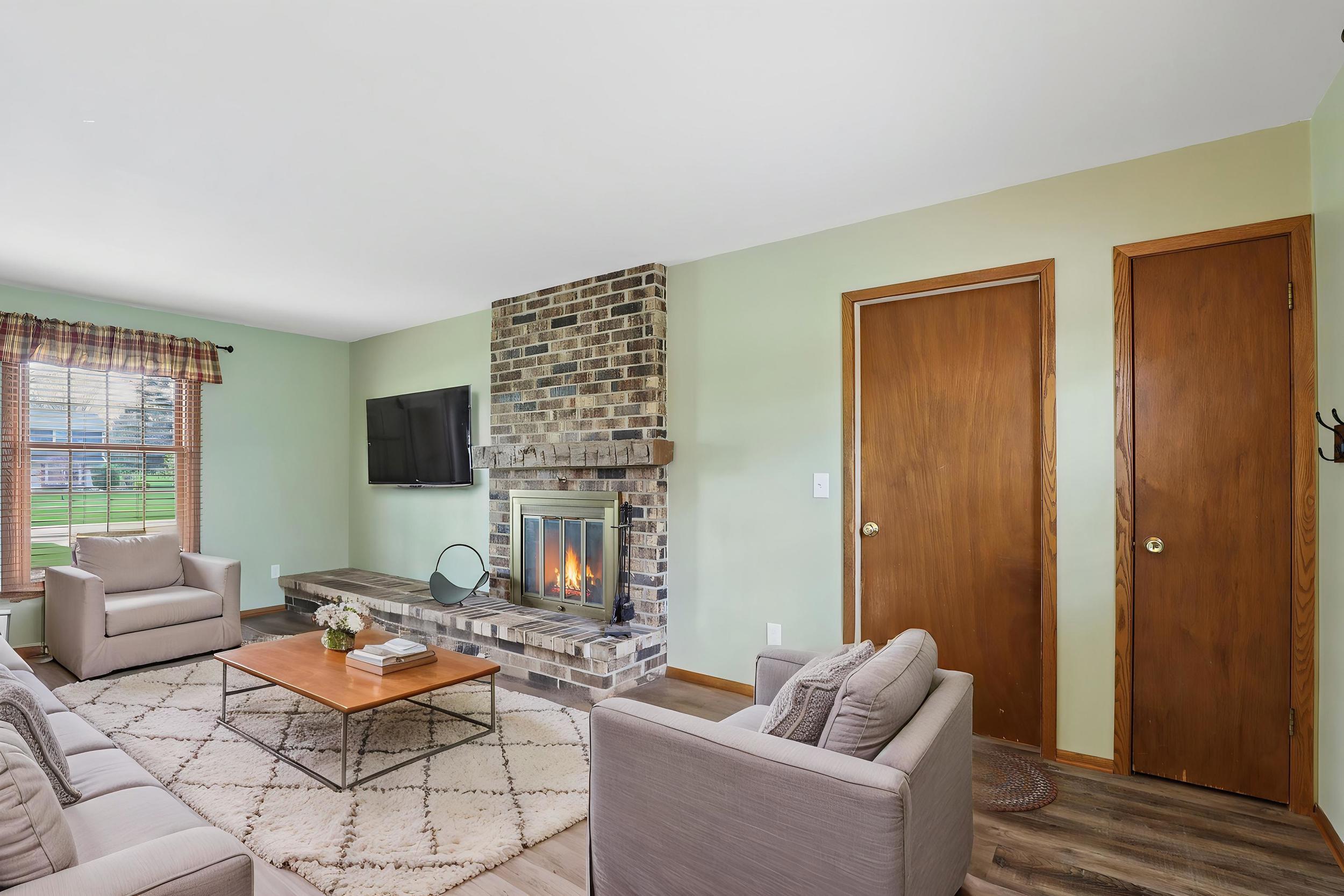W310S9014 Cherokee Pass, Mukwonago