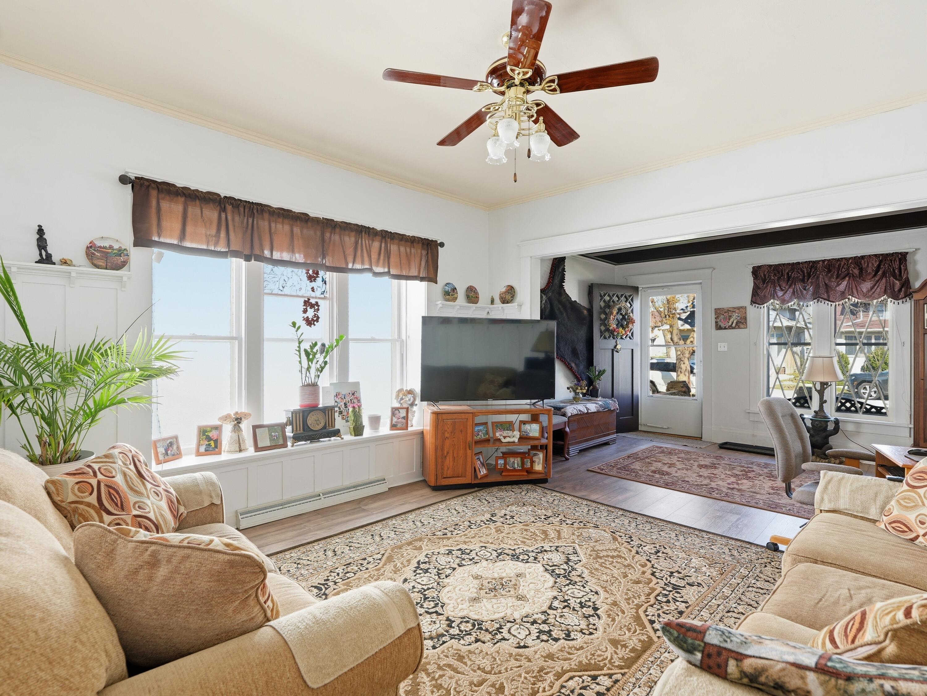 1504 Deane Blvd, Racine