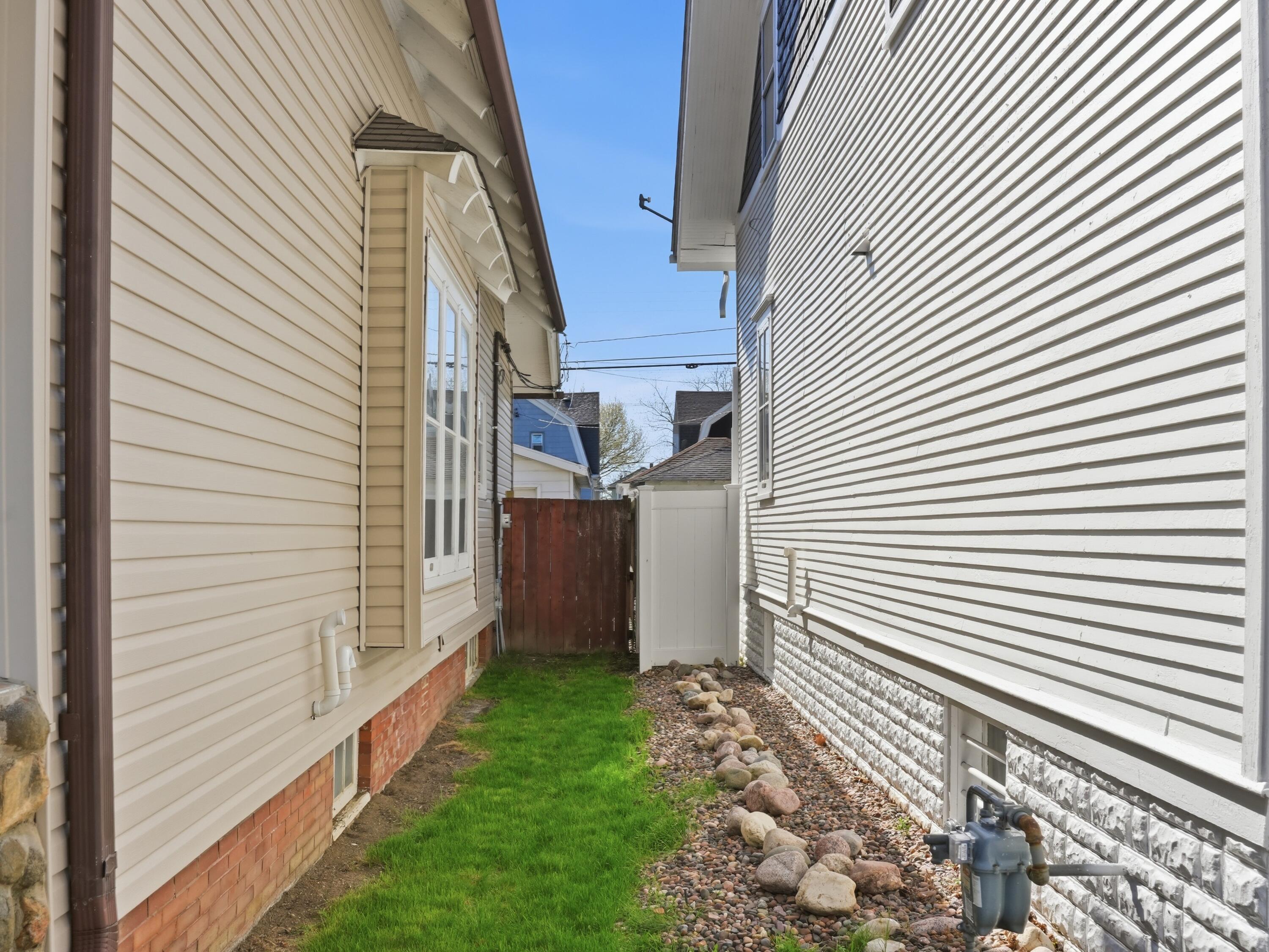 1504 Deane Blvd, Racine