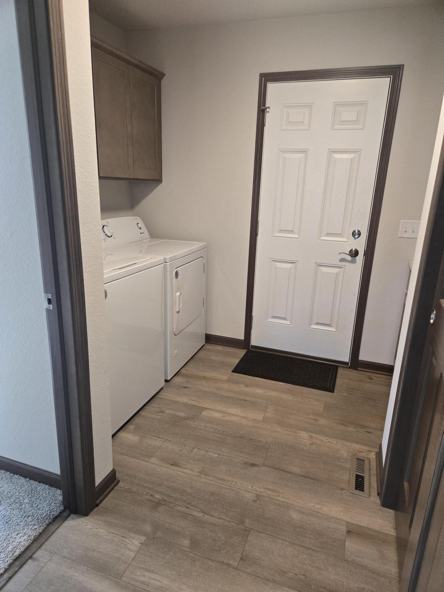 5229 Briarwood Cir