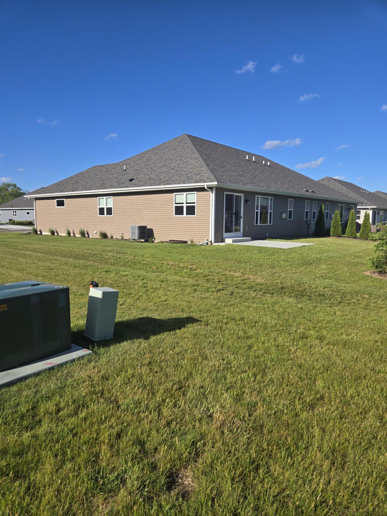 5229 Briarwood Cir