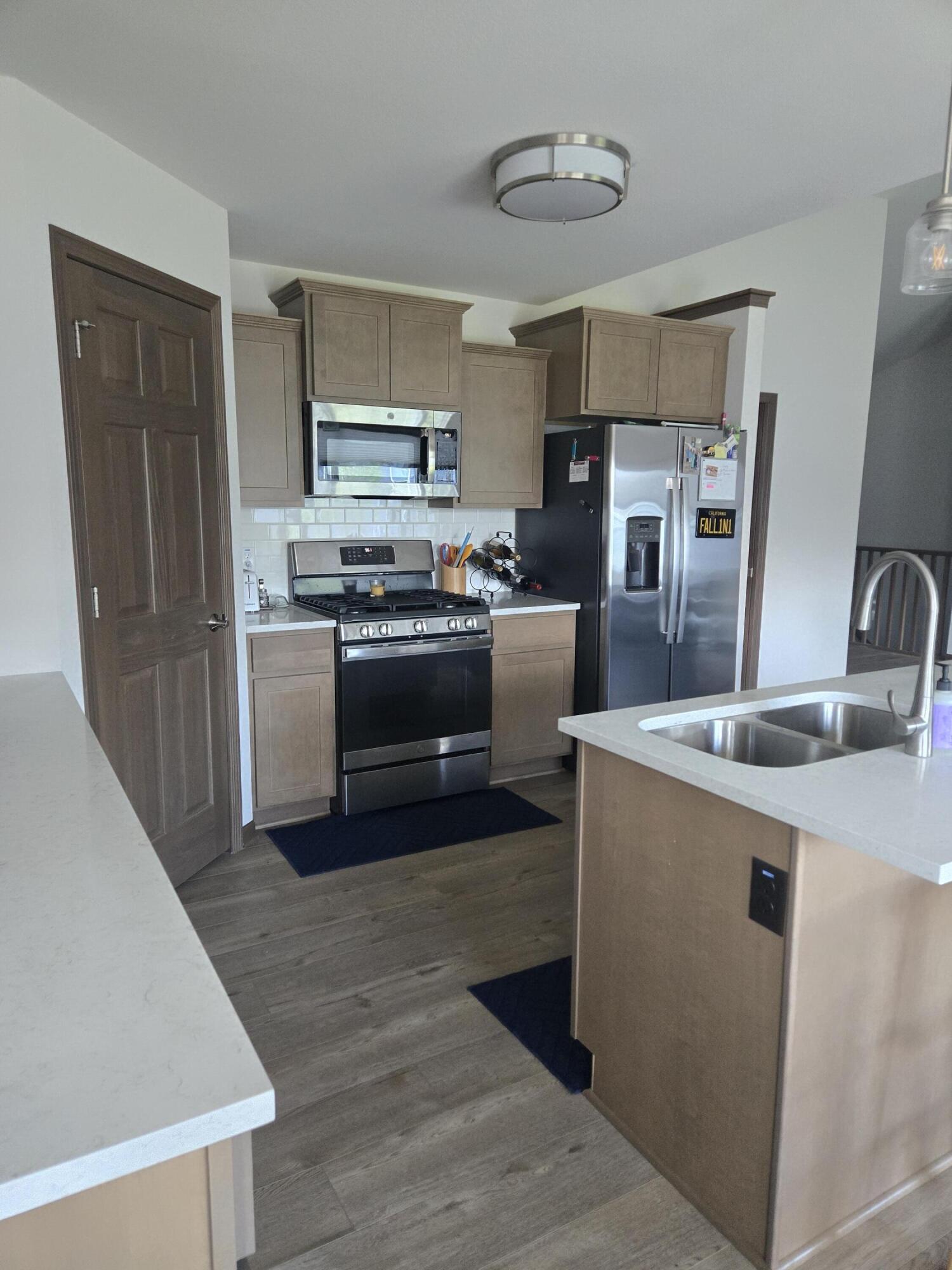 5229 Briarwood Cir