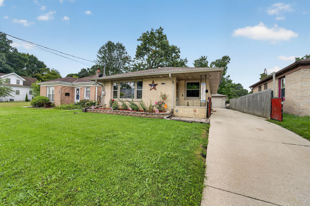 418 Blaine Ave
