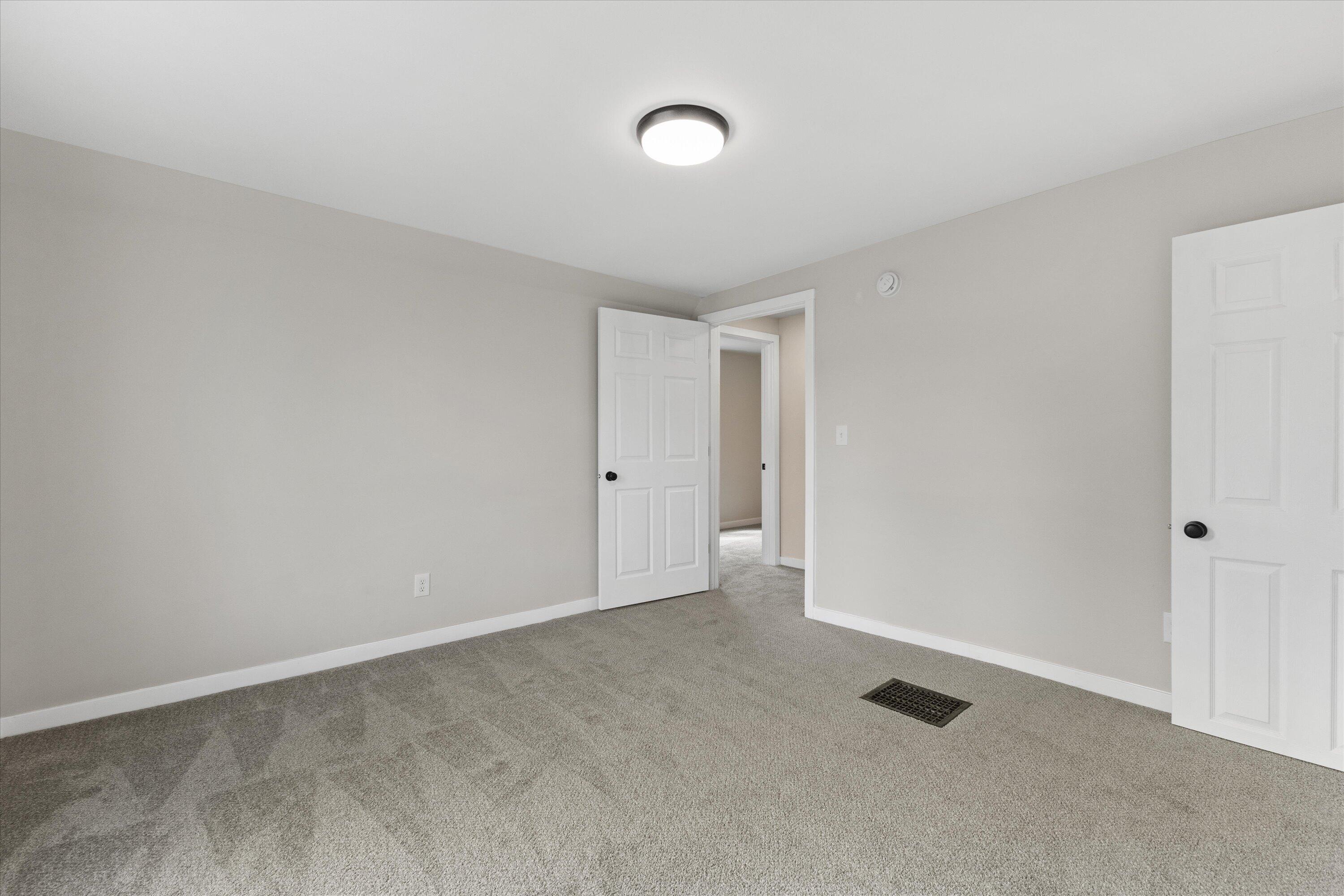 1614 Quincy Ave