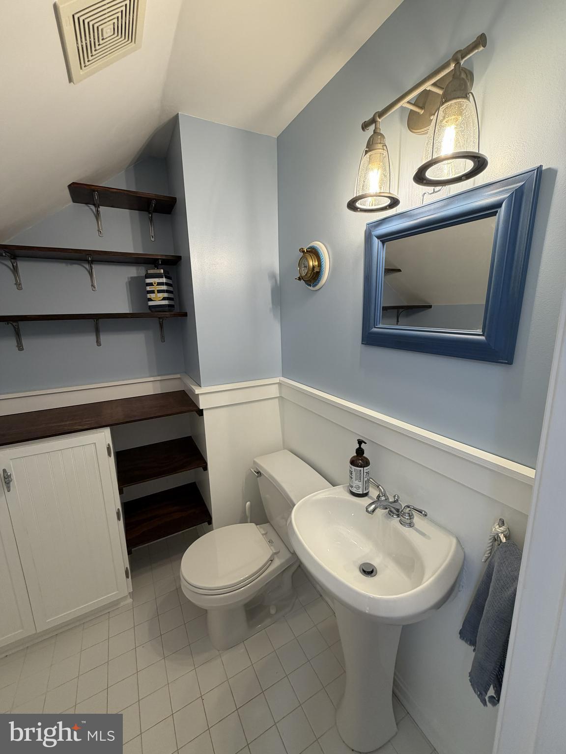 521 WOOD DUCK LANE