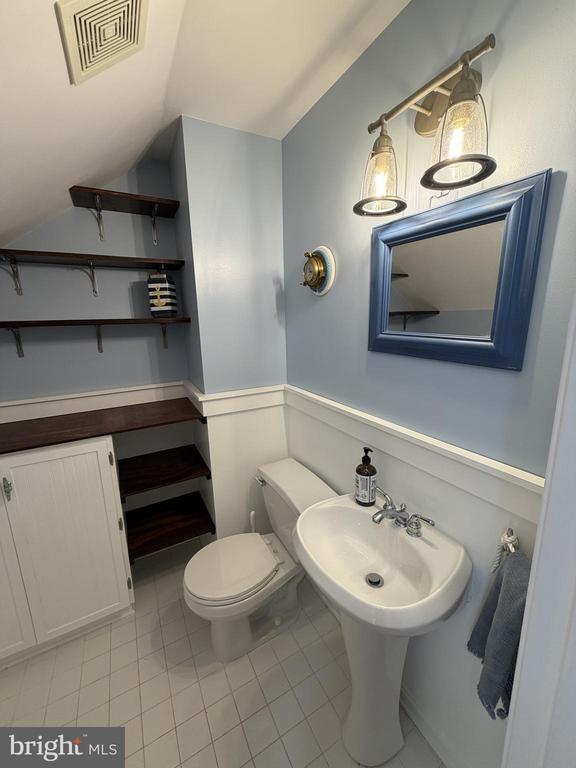 521 WOOD DUCK LANE
