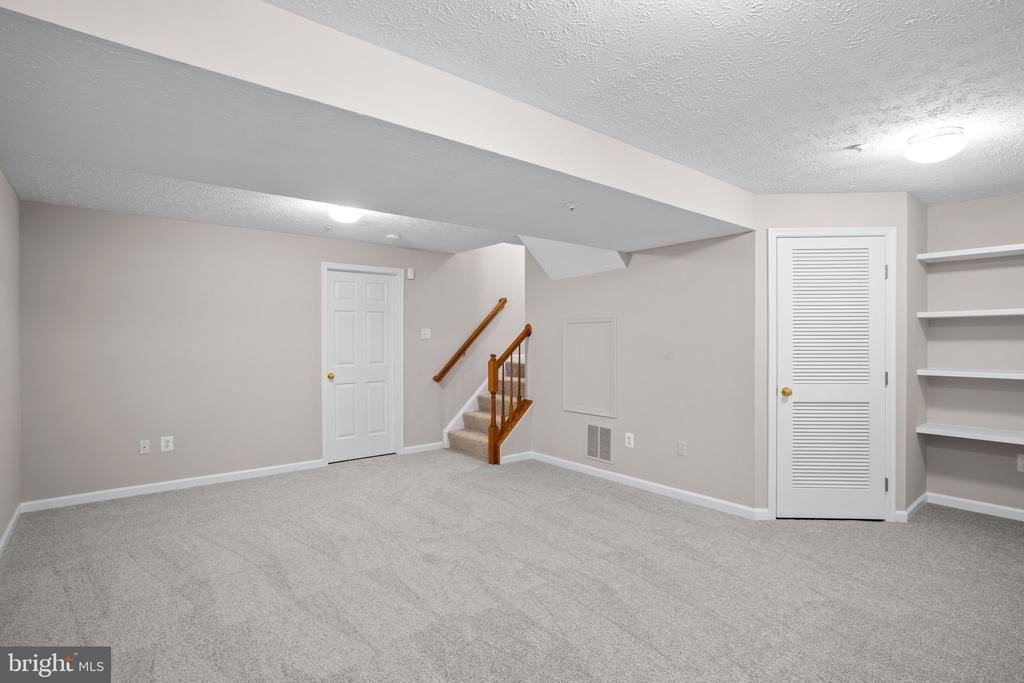 6649 Cambria Ter