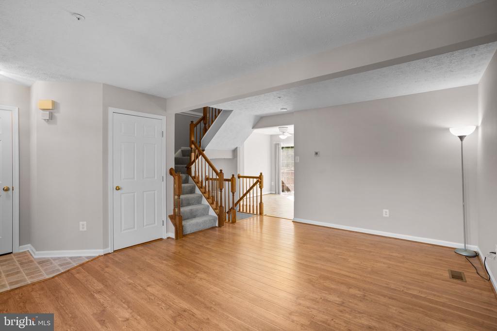 6649 Cambria Ter