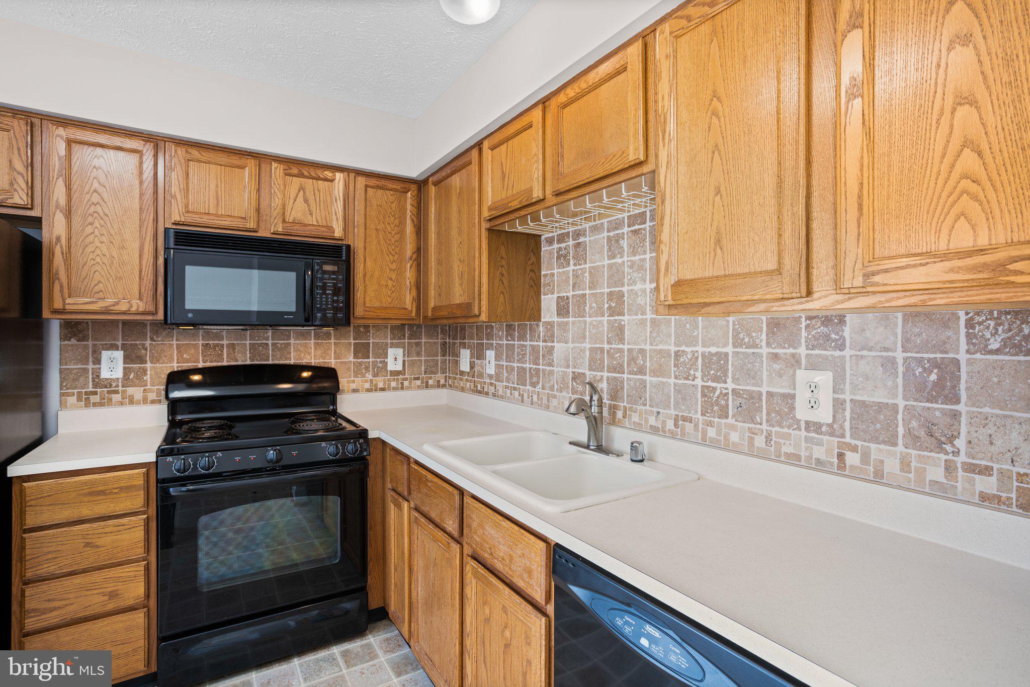 6649 Cambria Ter