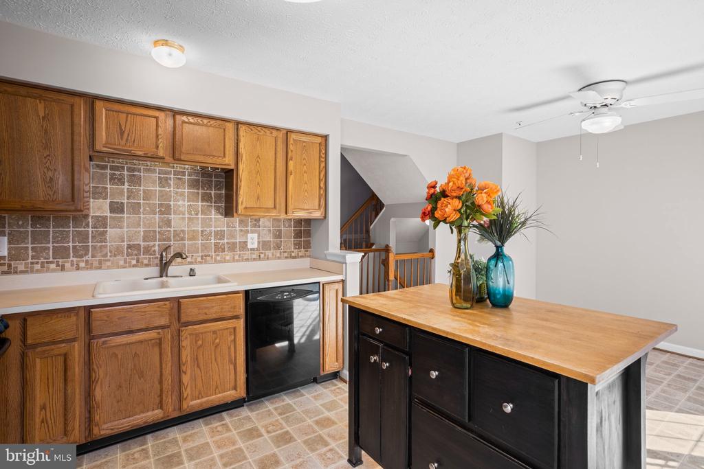 6649 Cambria Ter