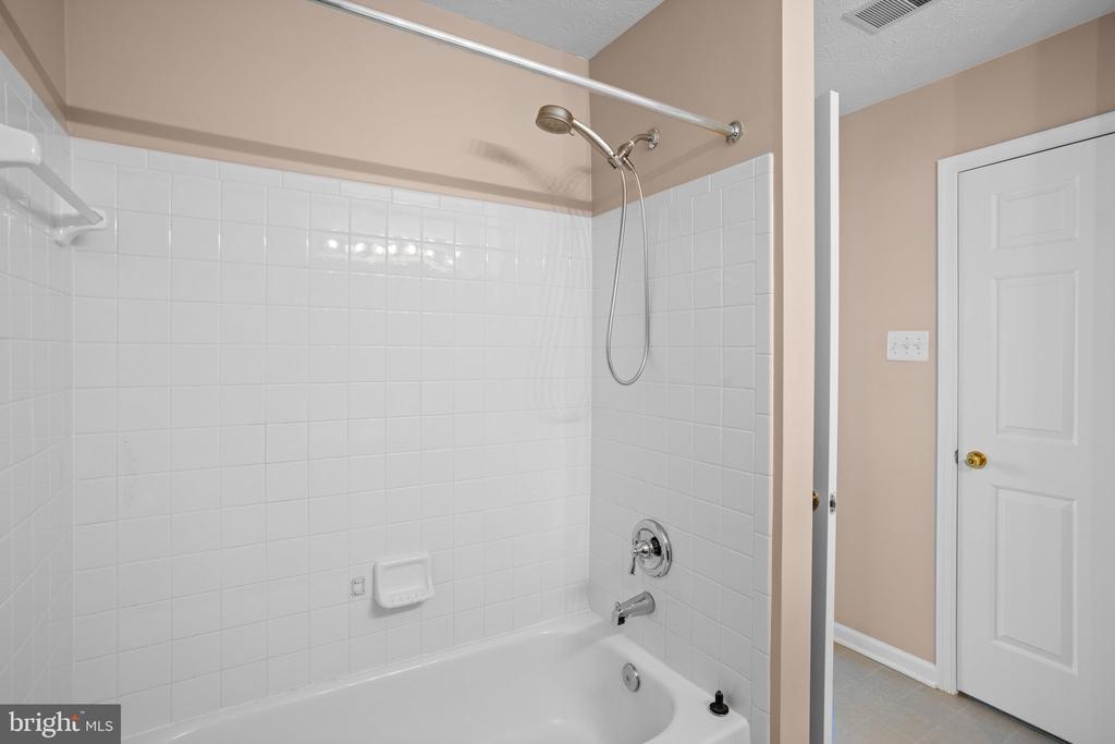 6649 Cambria Ter