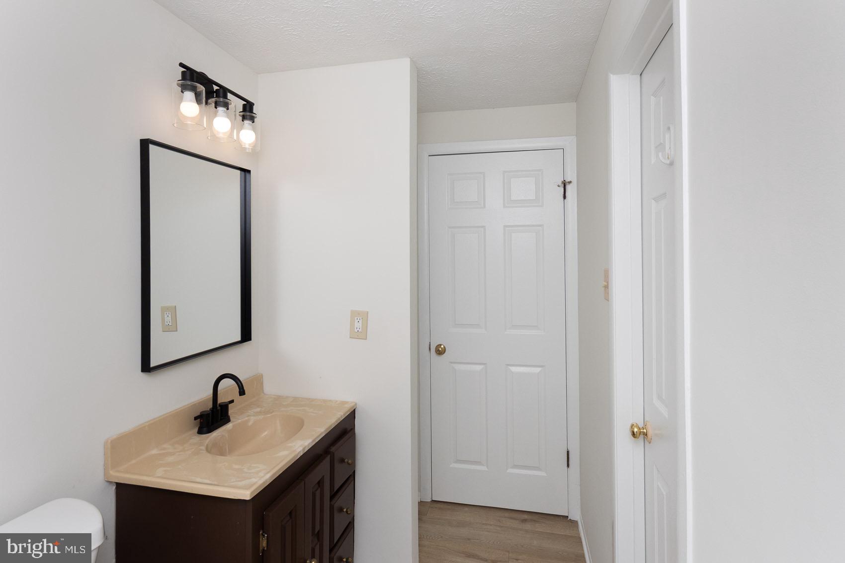 6321 SUMMERCREST DRIVE