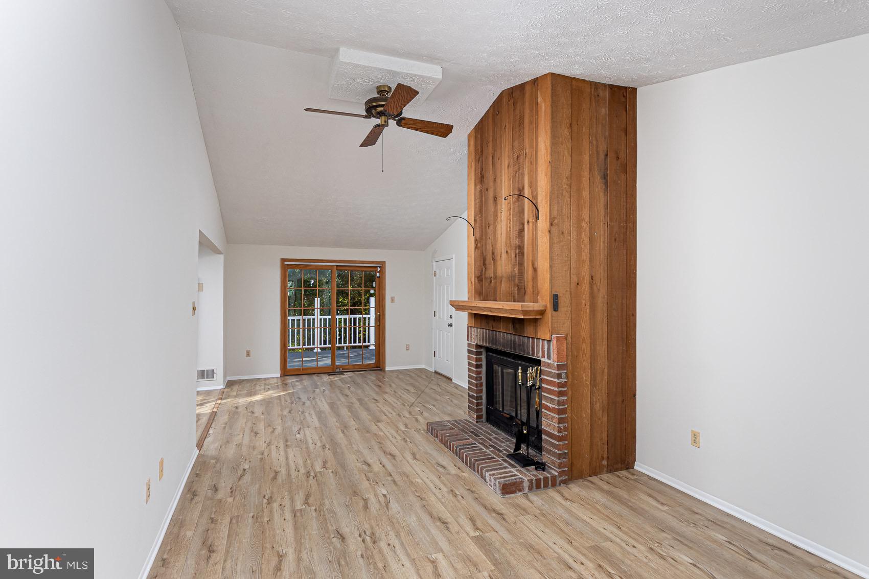 6321 SUMMERCREST DRIVE