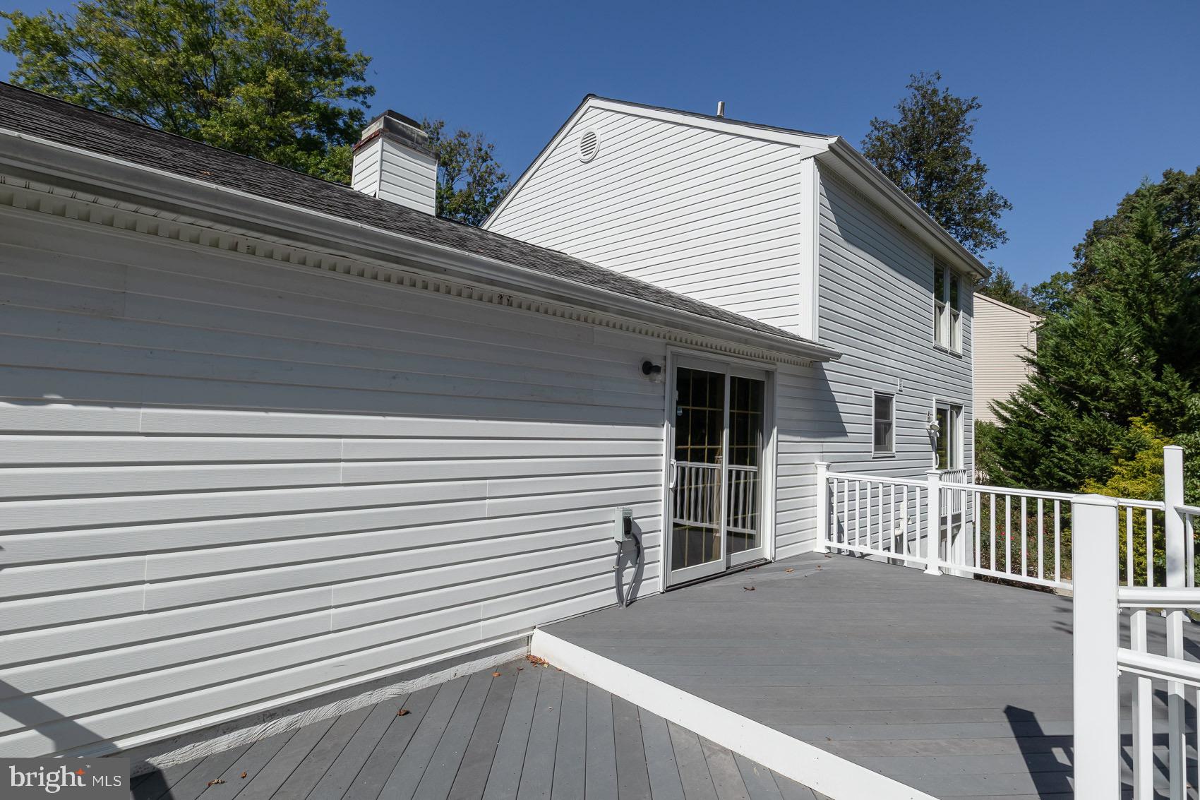 6321 SUMMERCREST DRIVE