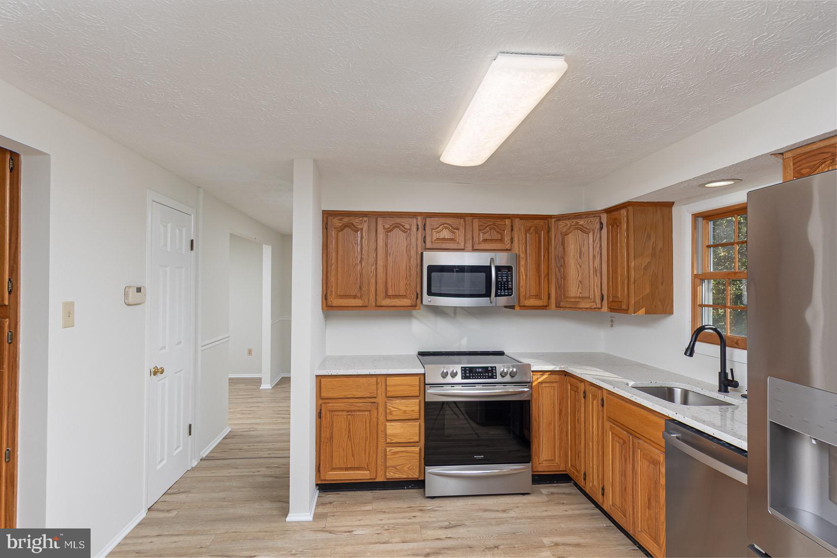 6321 SUMMERCREST DRIVE