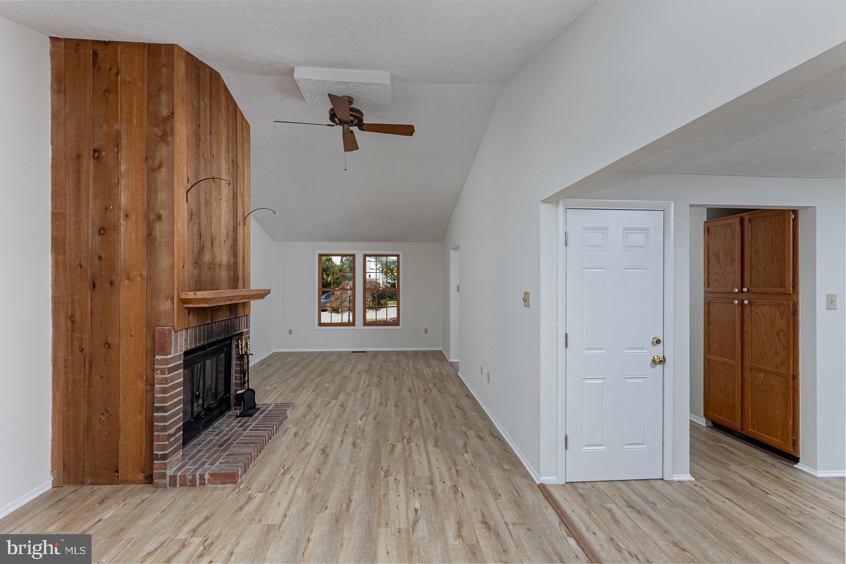 6321 SUMMERCREST DRIVE