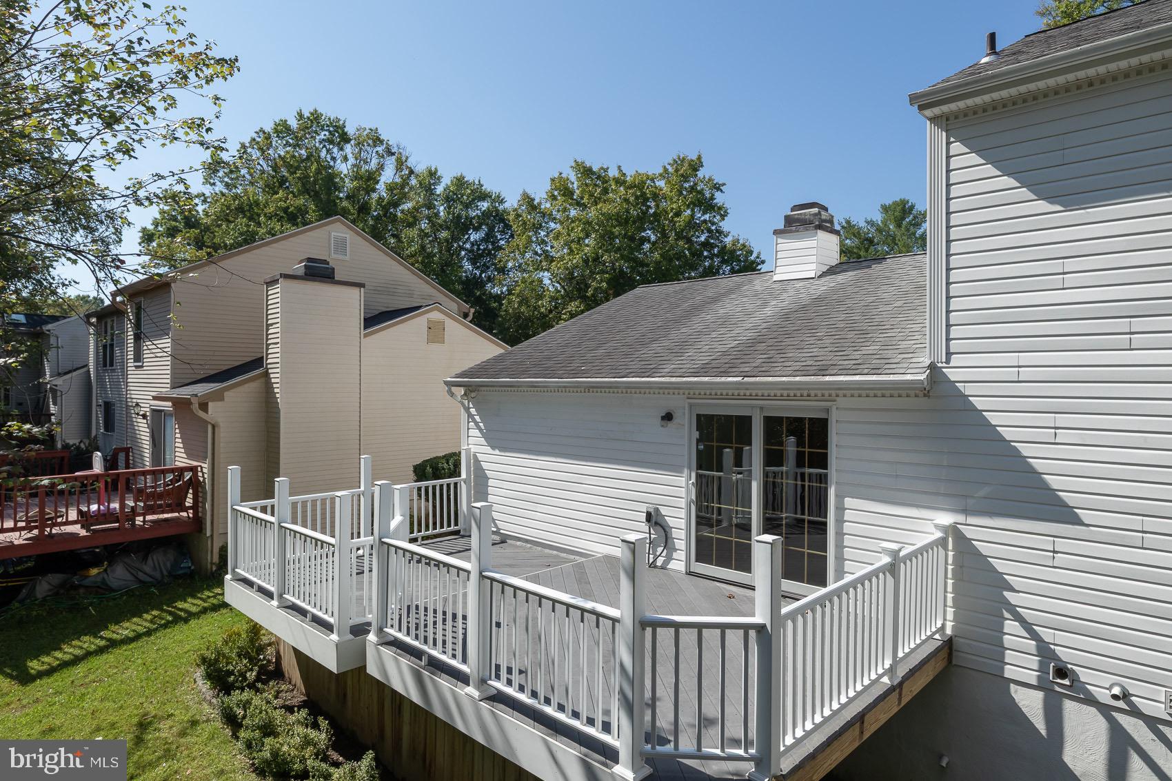 6321 SUMMERCREST DRIVE