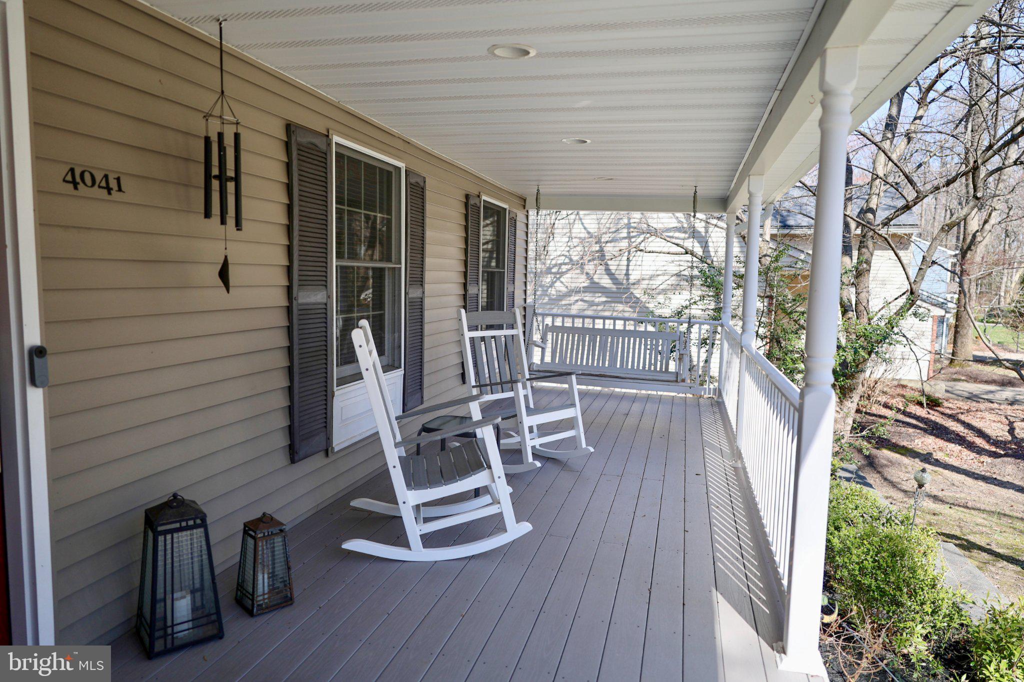 4041 FRAGILE SAIL WAY