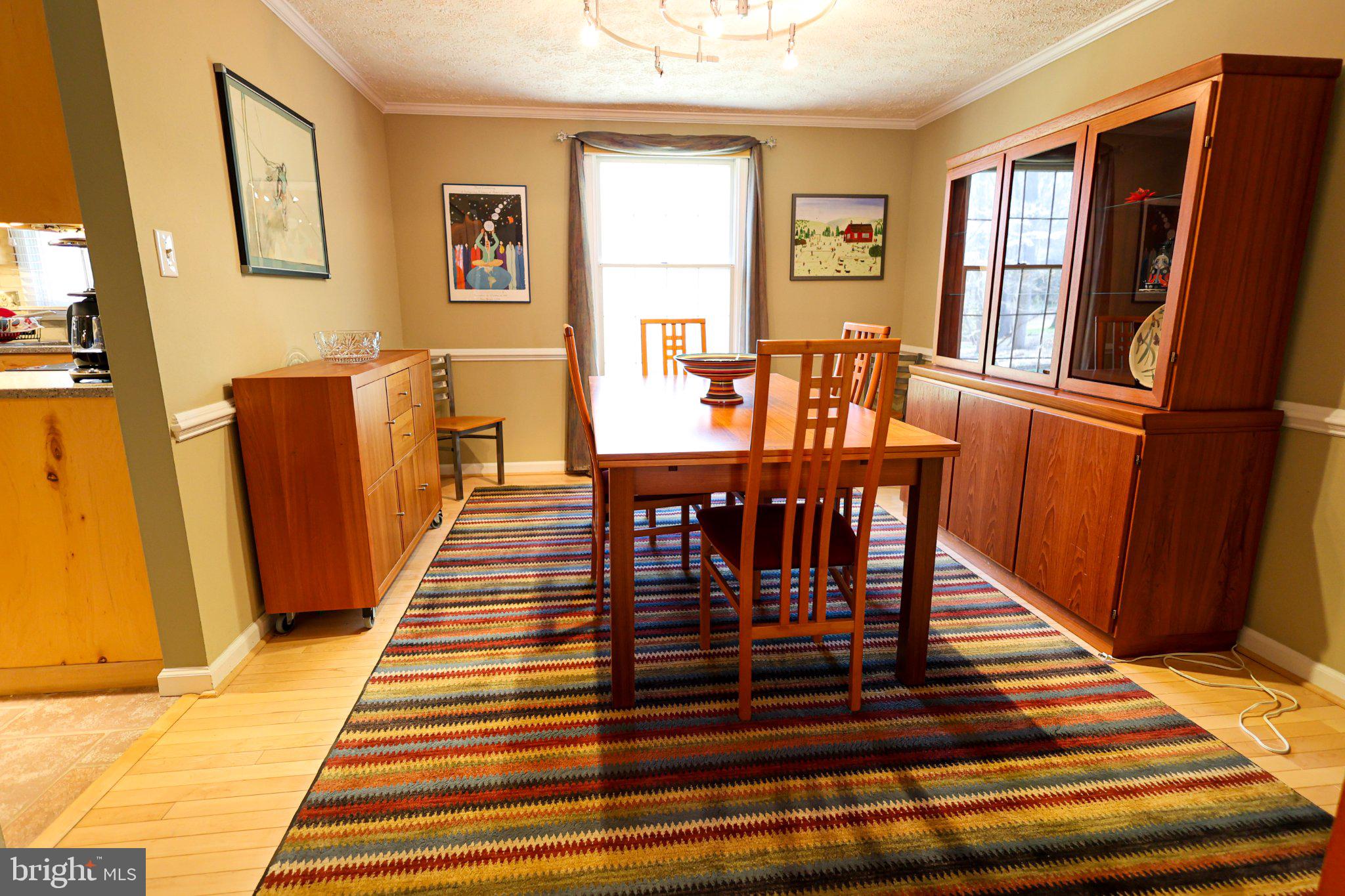 4041 FRAGILE SAIL WAY