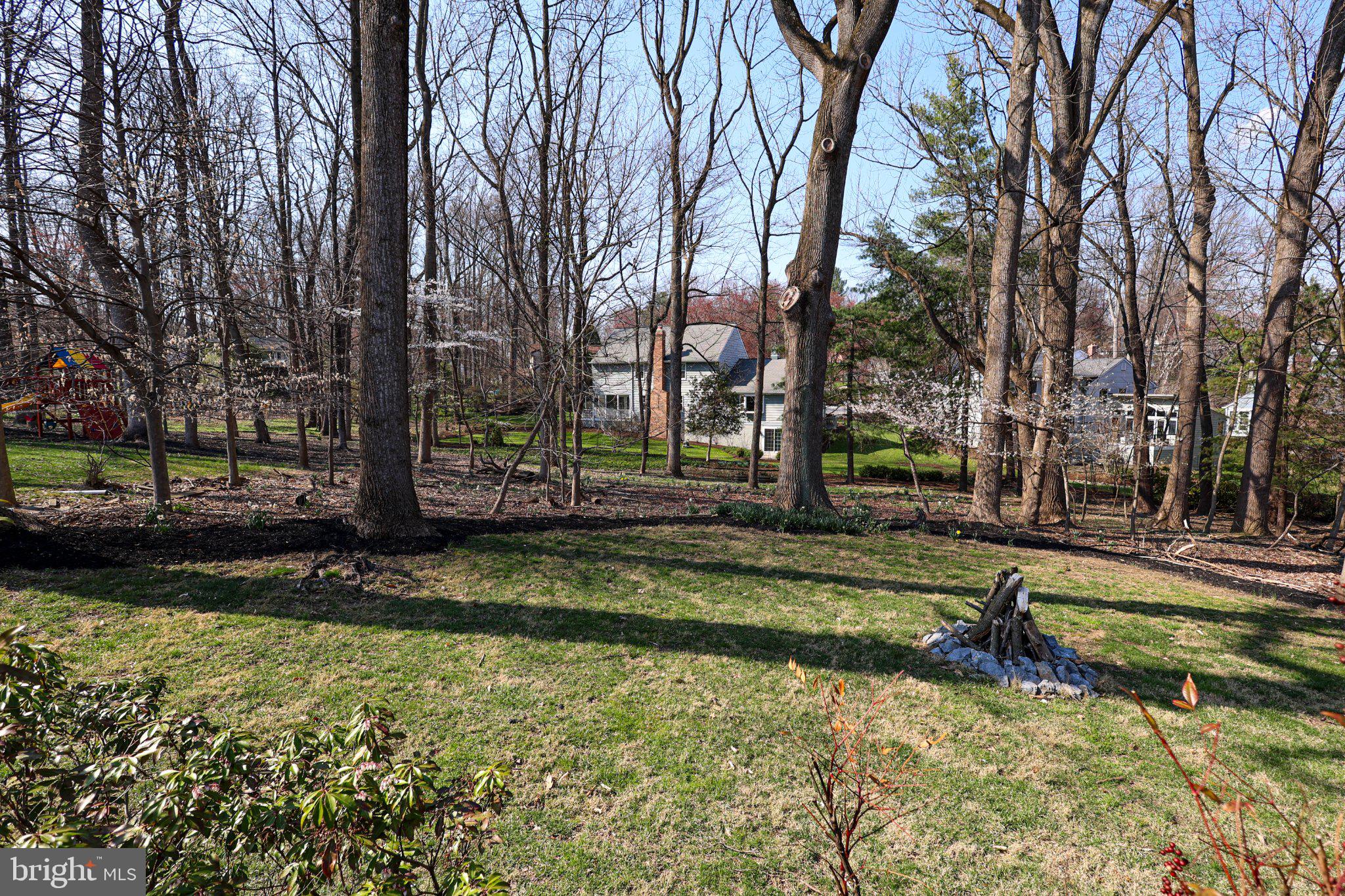 4041 FRAGILE SAIL WAY