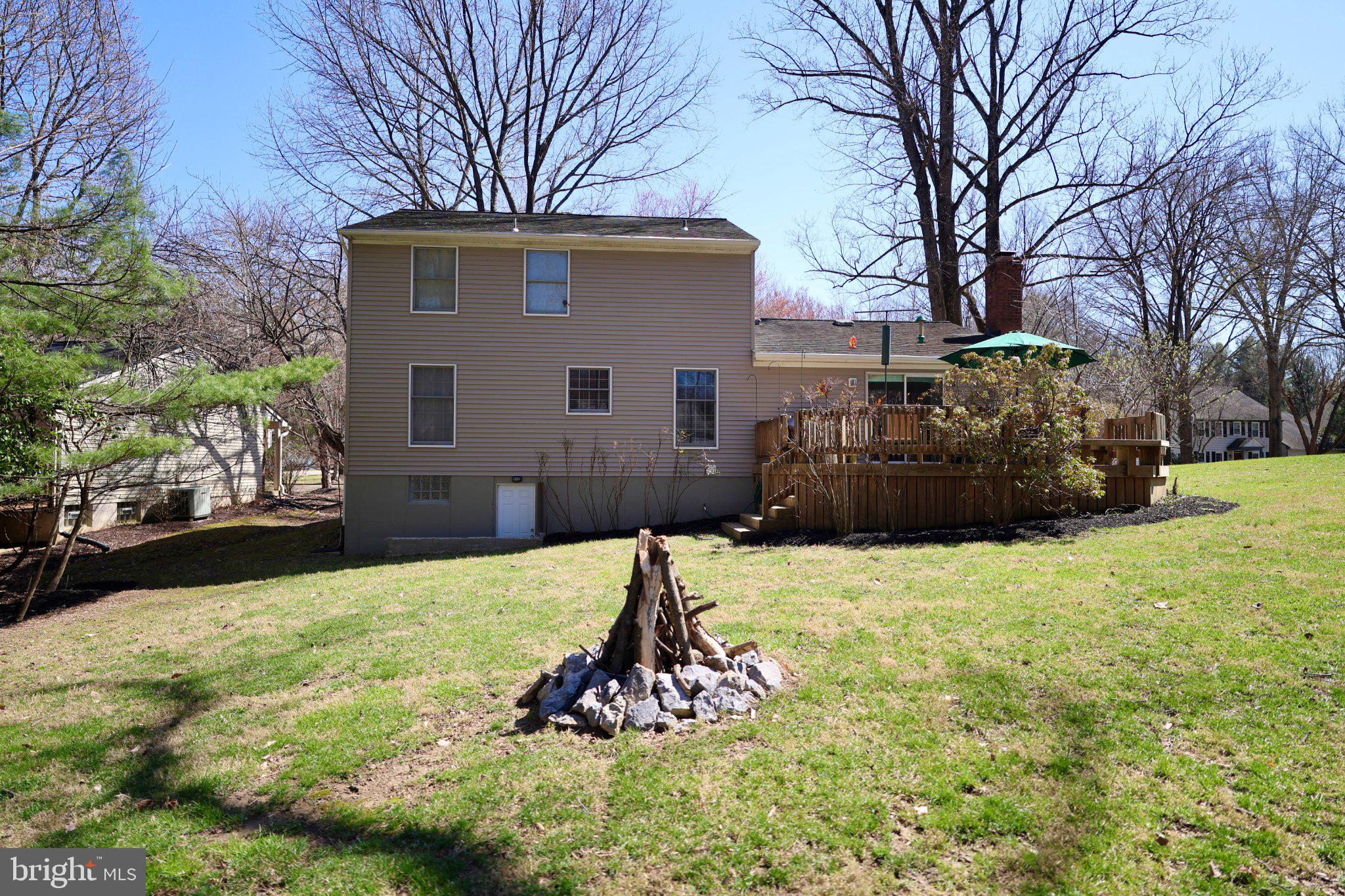 4041 FRAGILE SAIL WAY