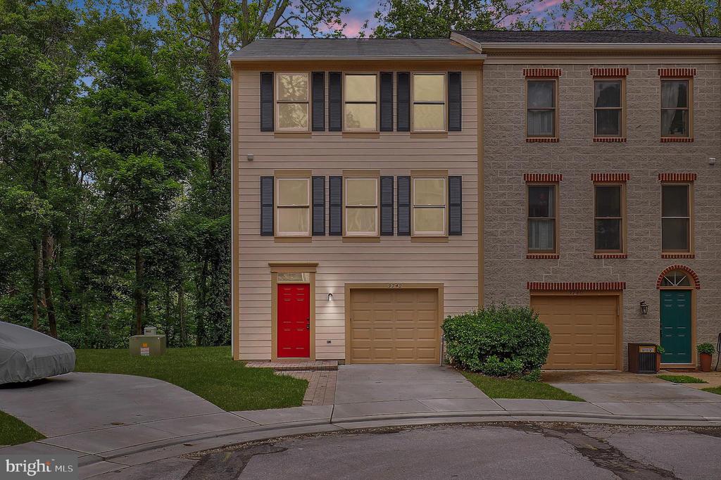 3742 COLLEGE AVENUE Unit: E1