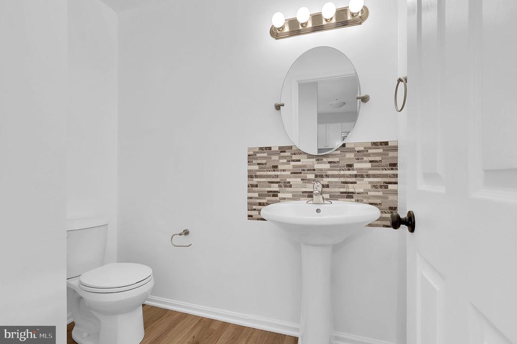 3742 COLLEGE AVENUE Unit: E1