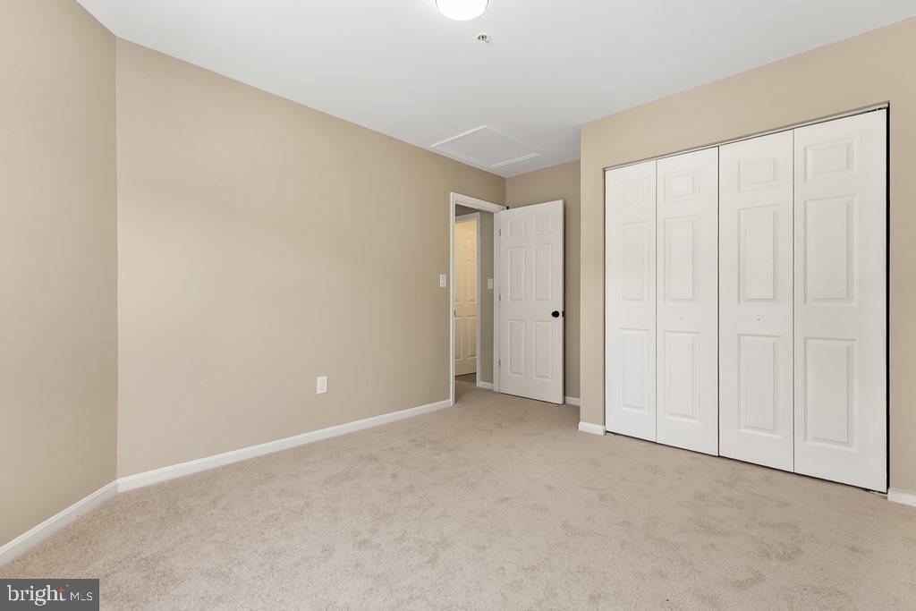 3742 COLLEGE AVENUE Unit: E1