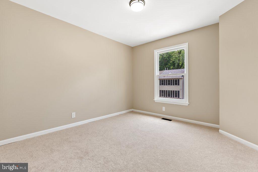 3742 COLLEGE AVENUE Unit: E1