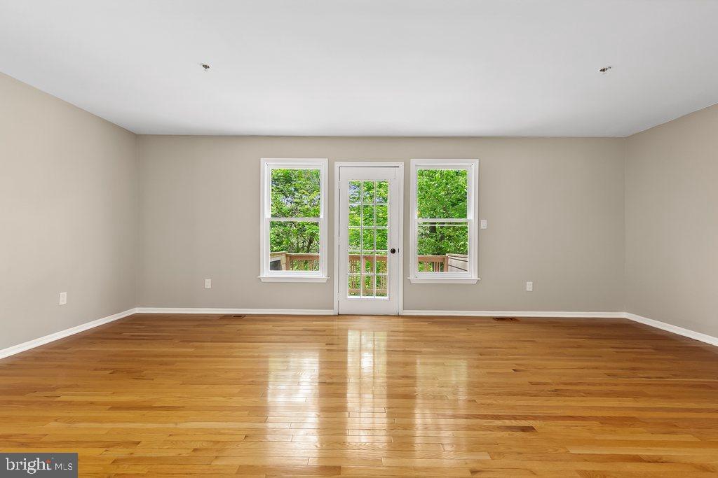 3742 COLLEGE AVENUE Unit: E1