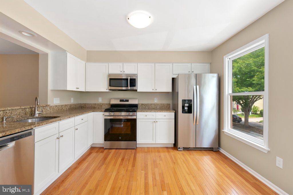 3742 COLLEGE AVENUE Unit: E1