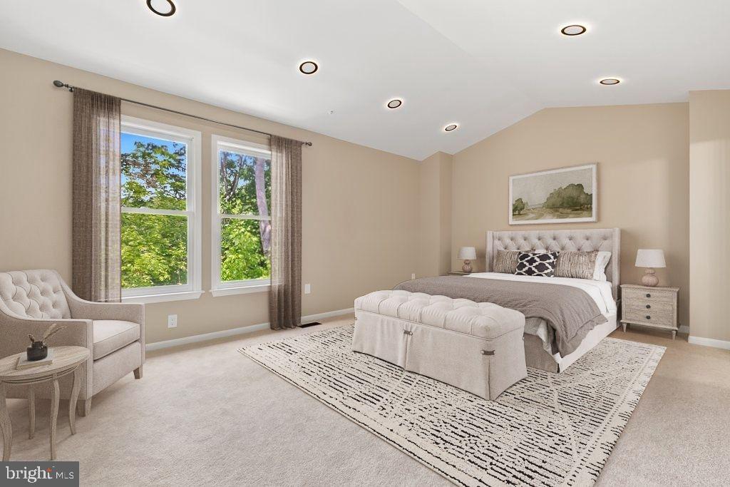 3742 COLLEGE AVENUE Unit: E1