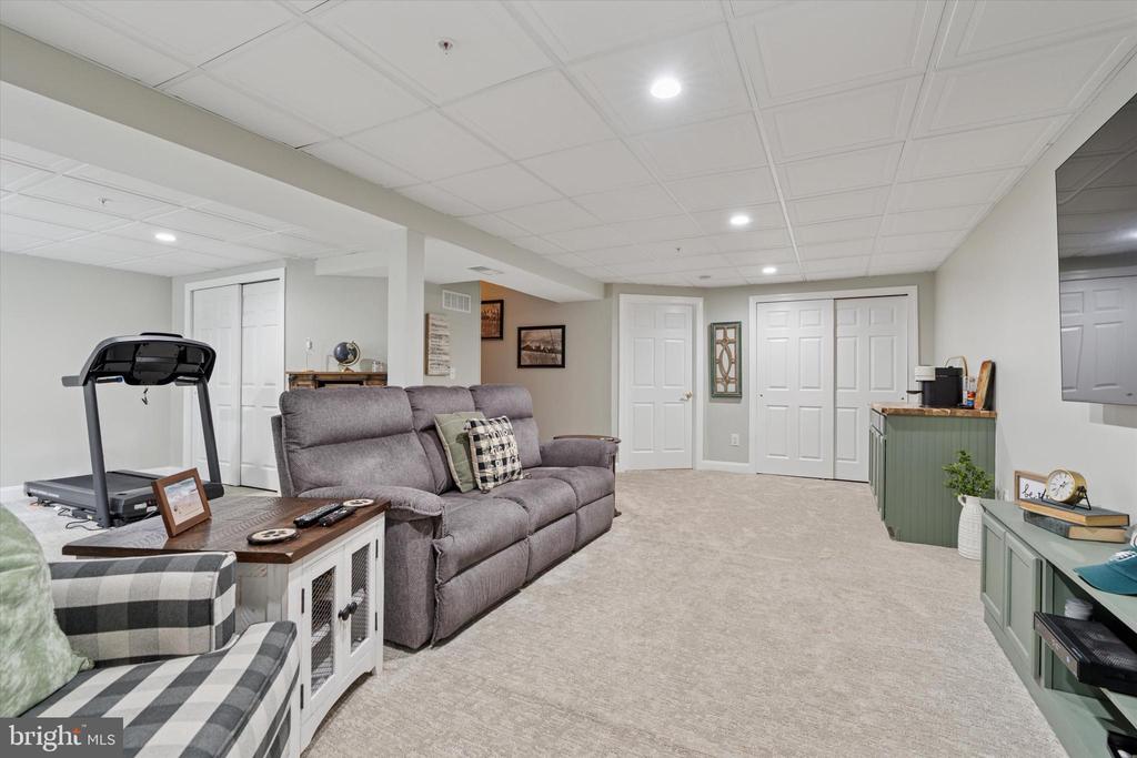 112 NEW VILLAGE GREENE DRIVE
