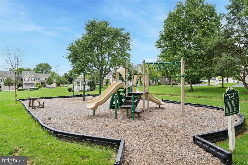 112 NEW VILLAGE GREENE DRIVE