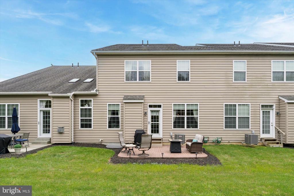 112 NEW VILLAGE GREENE DRIVE