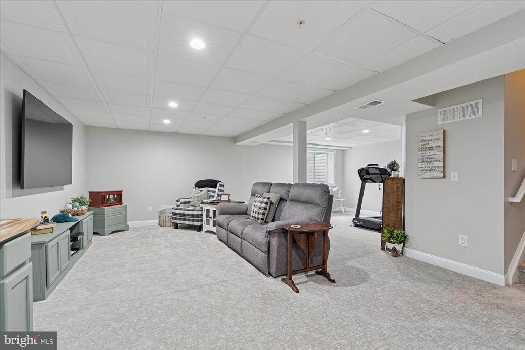 112 NEW VILLAGE GREENE DRIVE