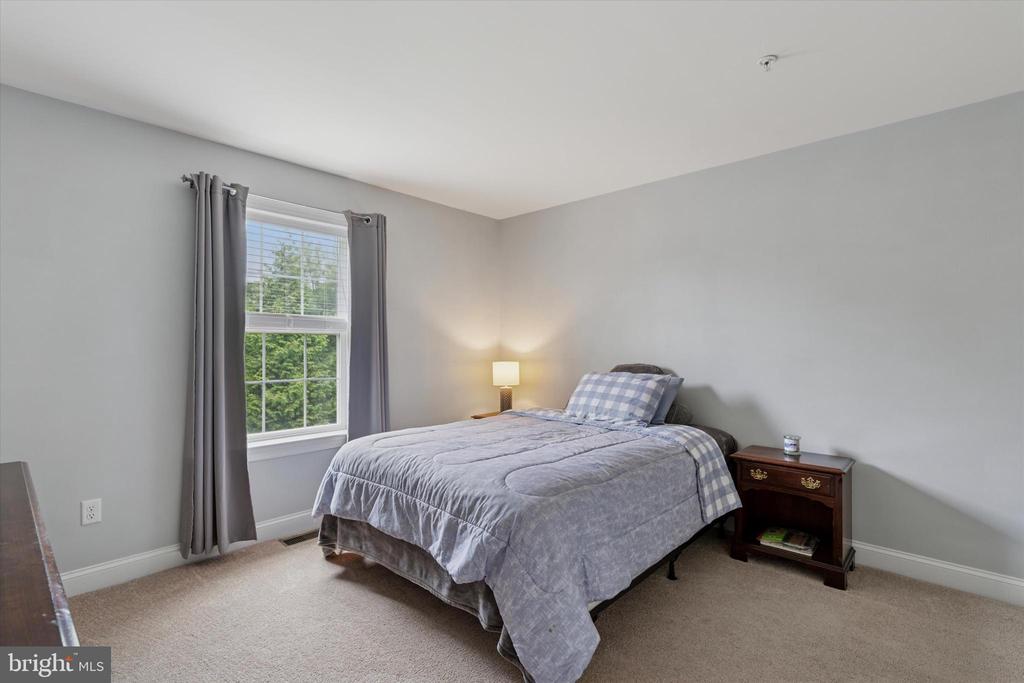 112 NEW VILLAGE GREENE DRIVE