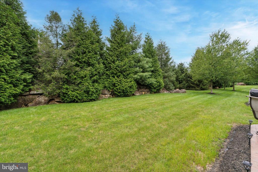 112 NEW VILLAGE GREENE DRIVE