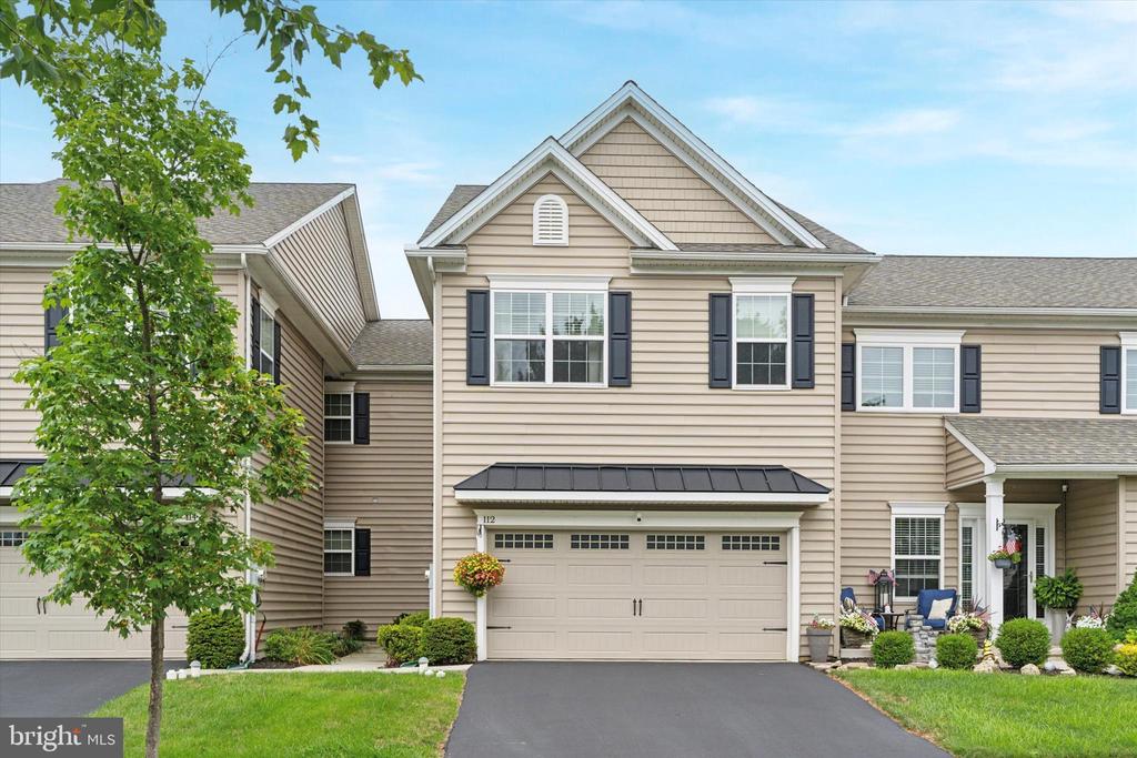 112 NEW VILLAGE GREENE DRIVE