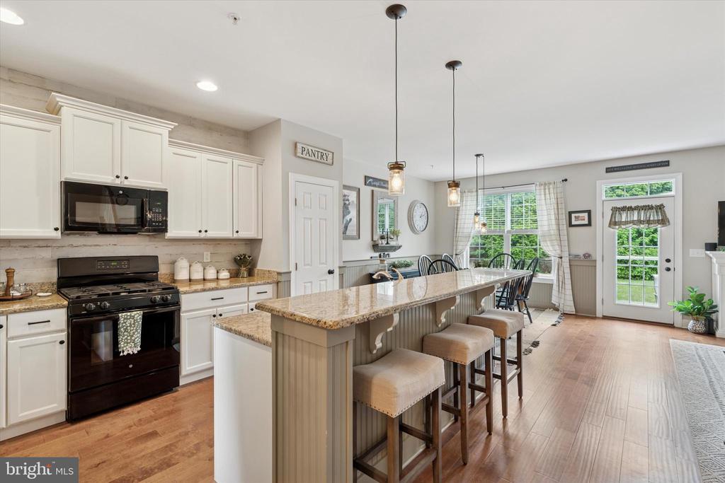 112 NEW VILLAGE GREENE DRIVE