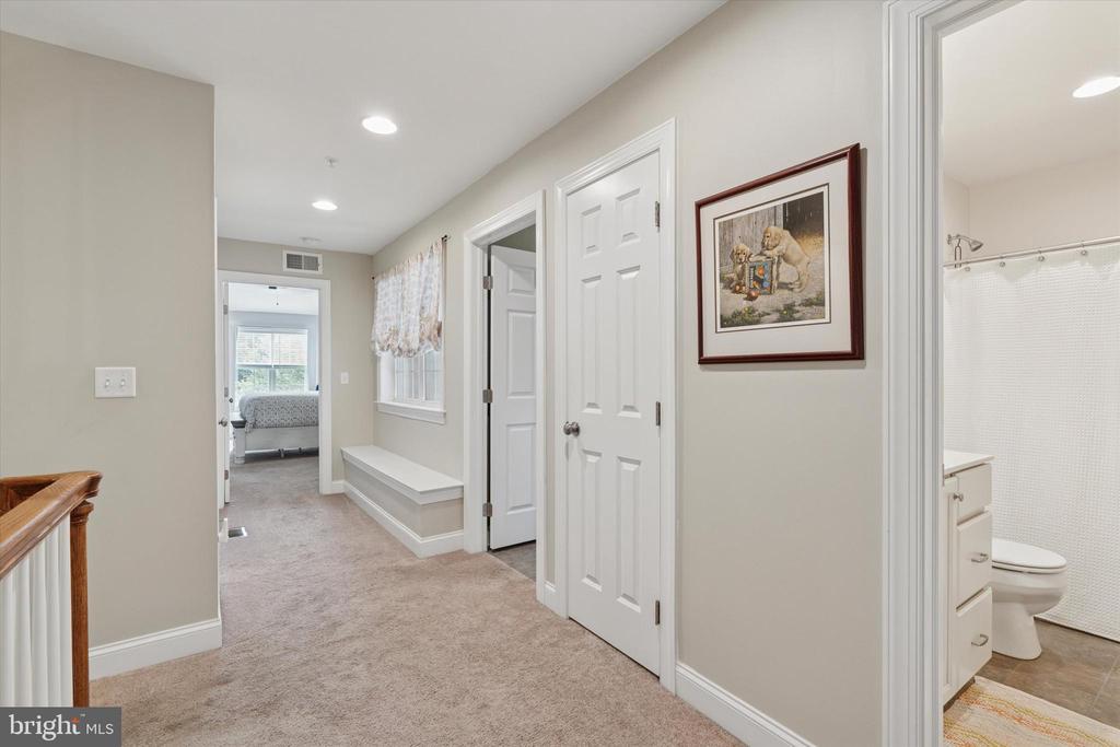 112 NEW VILLAGE GREENE DRIVE