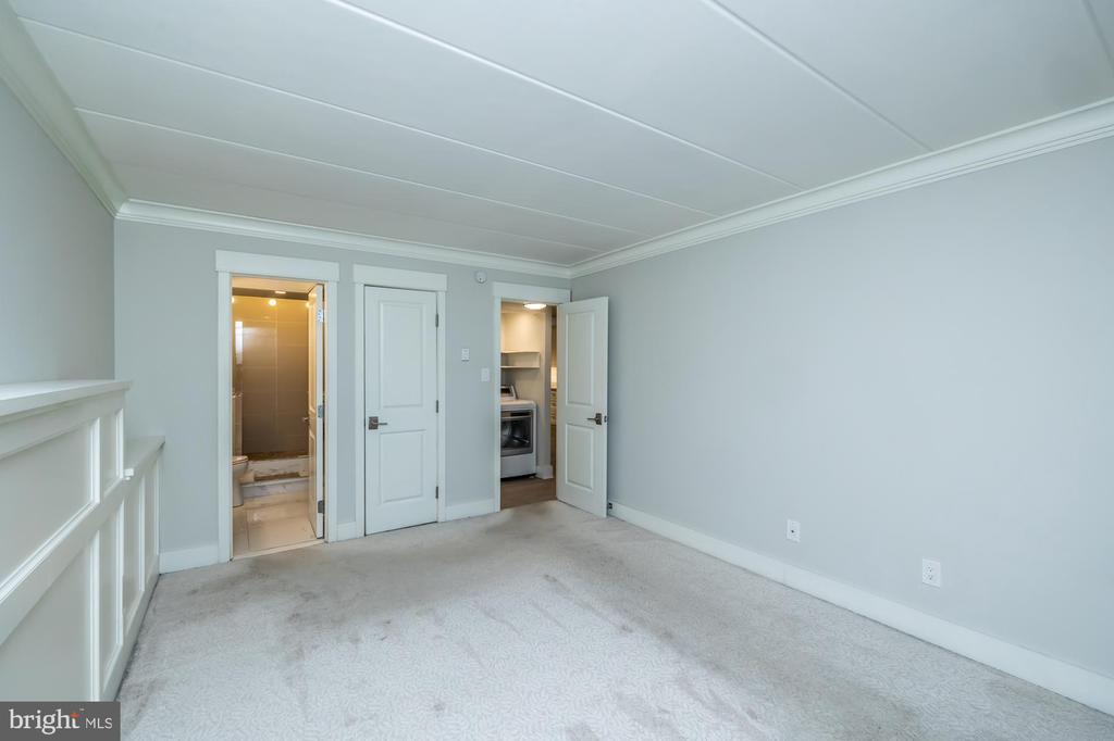 200 CAMPBELL CIRCLE Unit: E-6