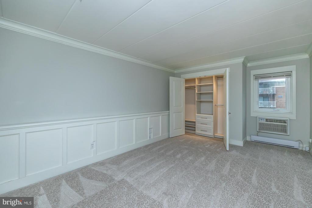 200 CAMPBELL CIRCLE Unit: E-6