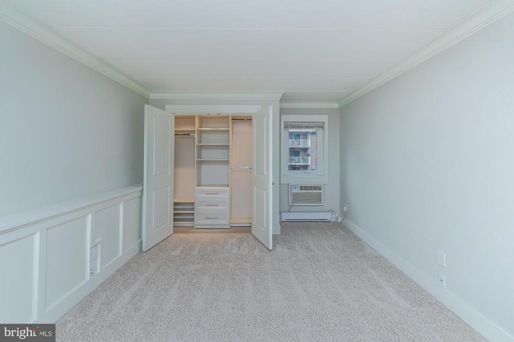 200 CAMPBELL CIRCLE Unit: E-6