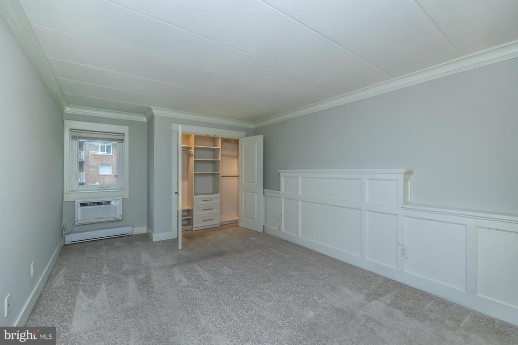 200 CAMPBELL CIRCLE Unit: E-6