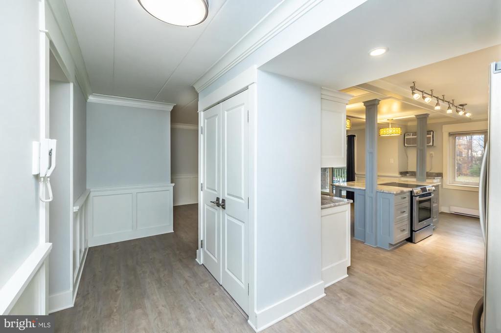 200 CAMPBELL CIRCLE Unit: E-6