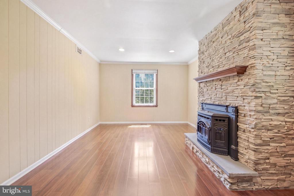 497 STEWART DRIVE